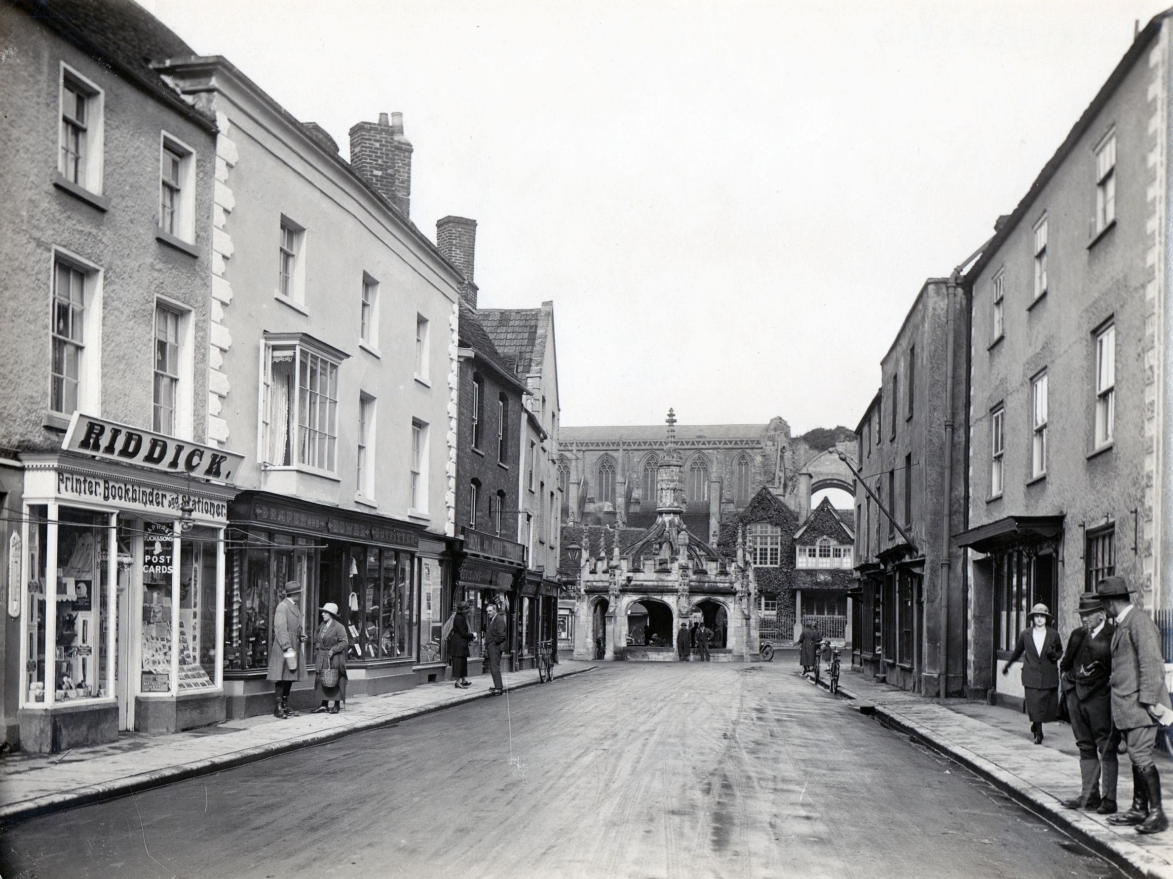 Malmesbury High Street in the 1920s